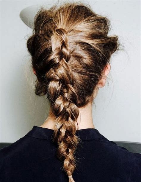 Cheveux attachés : 25 idées de coiffures tendance